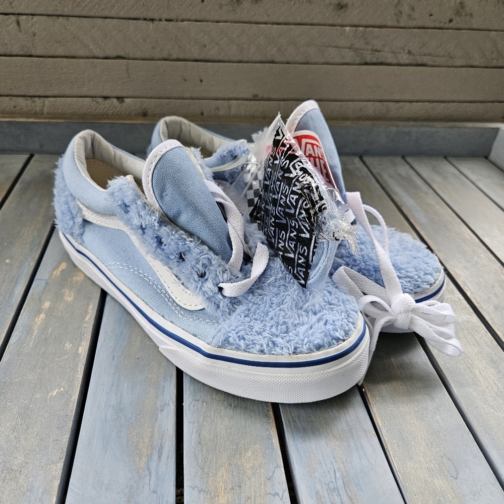 VANS X NORDSTROM Olivia Kim Furry Blue Old Skool Sneakers Size 3.5 Kids NWOT